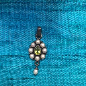 🤘💃HP💥🎉Pearl semi precious stone silver pendant